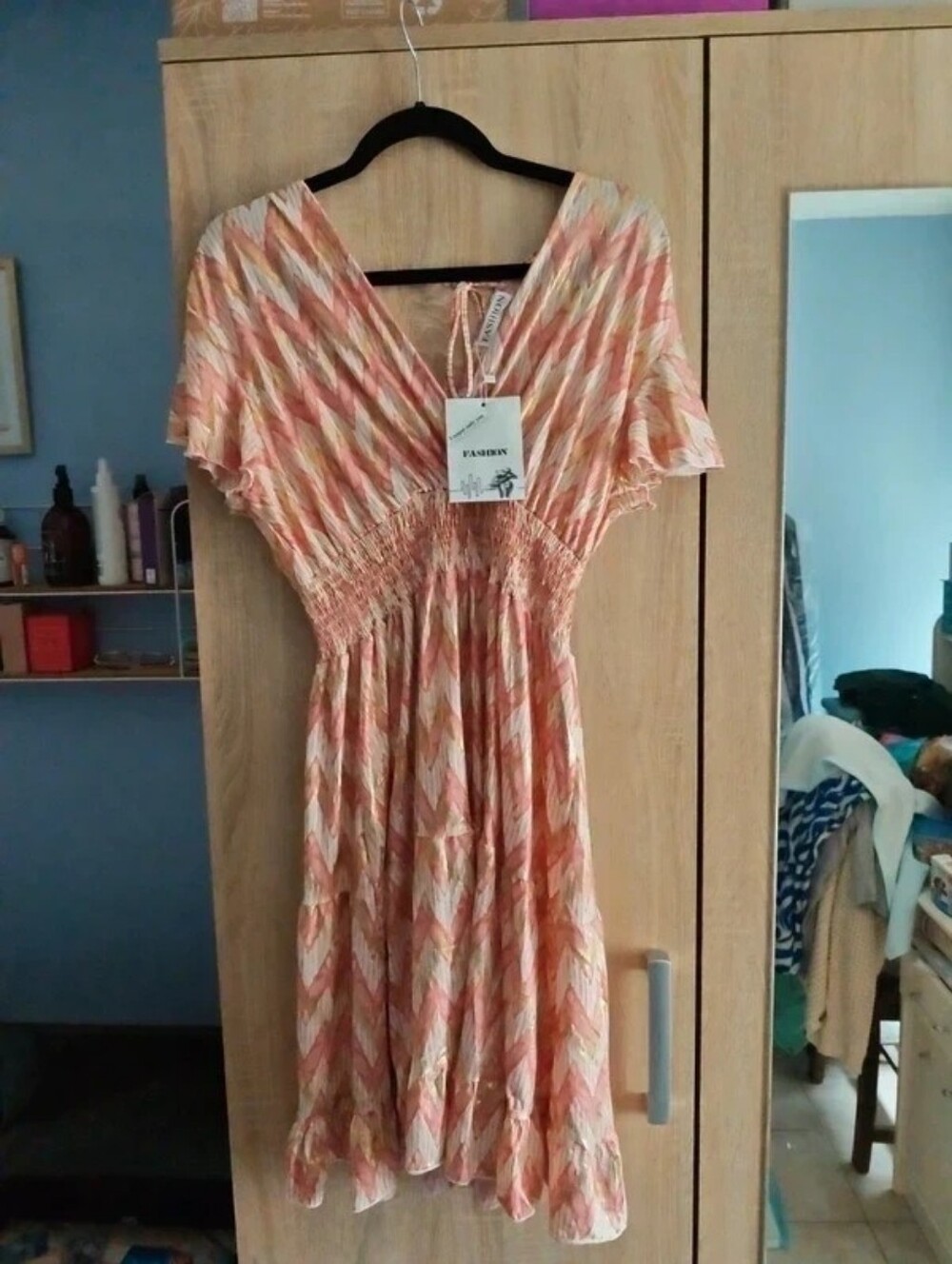 Flutter Sleeve V-Neck Midi Dress in Peach Pink